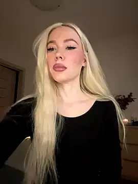 xDinnax — panties off and rub pussy