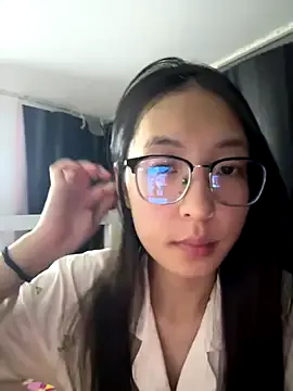 xiaobaimao6 — Group on StripChat