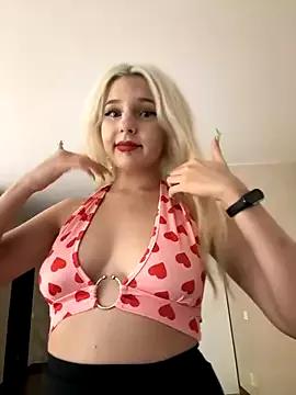 Try our girls live displays and explore the company of endless strippers, with beautiful physiques, vibrating toys and more.