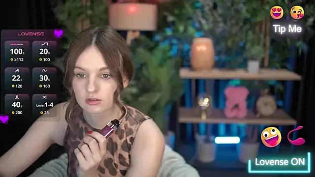 xoxo_molly from StripChat is Freechat