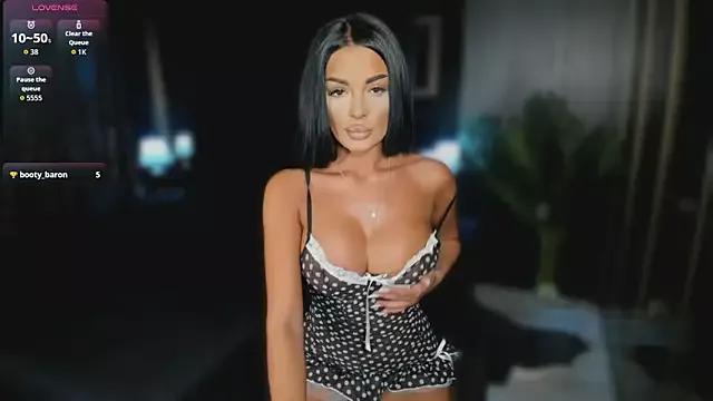 xpussydollxx from StripChat is Freechat