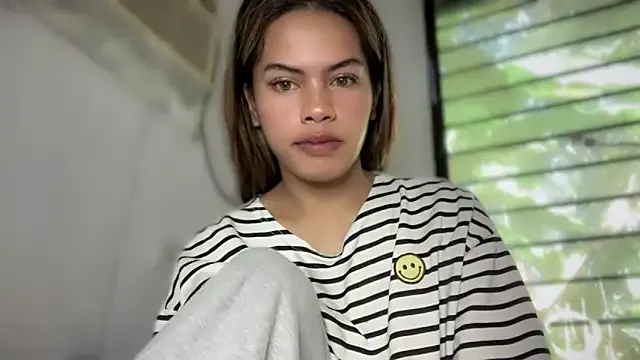 xqueensatisfaction69x — BUZZ ME OWM ME AND OWN MY CUM