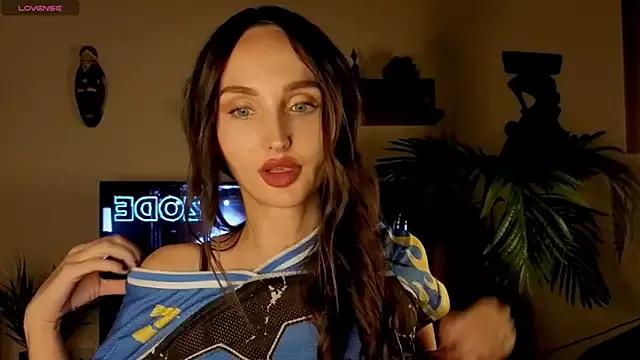 xSweetMissx from StripChat is Freechat