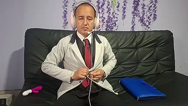 XTheSexybossx — ful nude 5 min