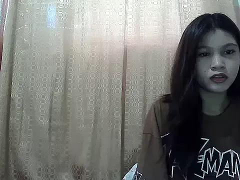 xxclara20 from StripChat is Freechat