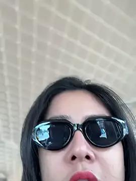xXx-QUEEN-xXx from StripChat is Freechat