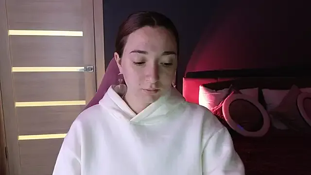 Avatar of YasmineWest