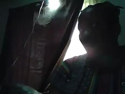Yellobonepussy from StripChat is Freechat