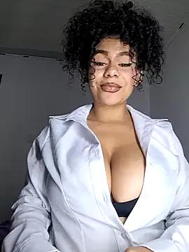 Try our girls live displays and explore the company of endless strippers, with beautiful physiques, vibrating toys and more.