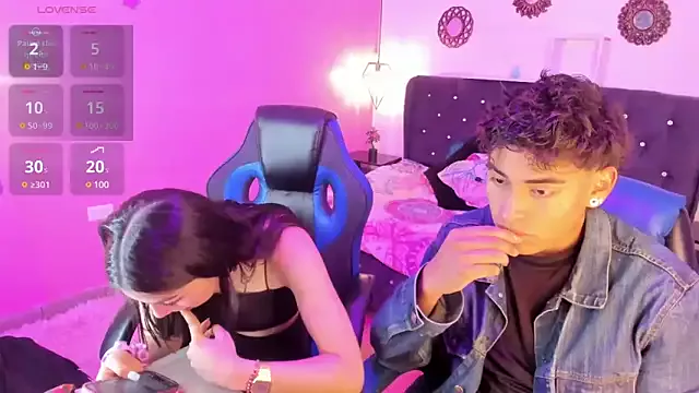 Yiing_and_yang from StripChat