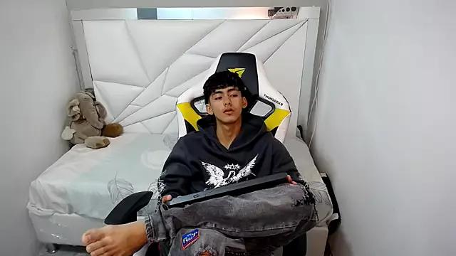 yiisu_ from StripChat