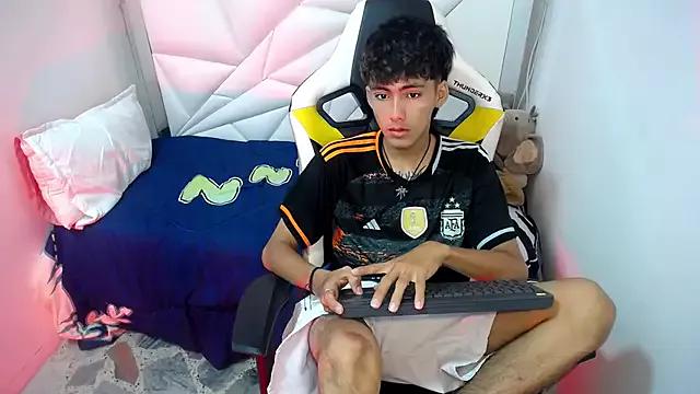 yiisu_ from StripChat
