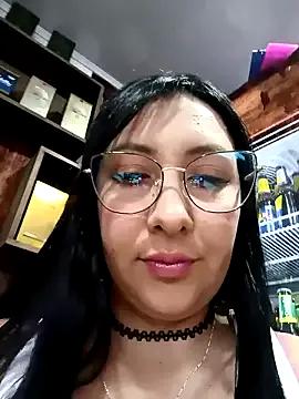 Try our girls live displays and explore the company of endless strippers, with beautiful physiques, vibrating toys and more.