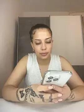 YoungZoey from StripChat is Freechat