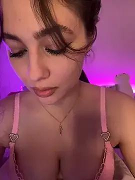 Try our girls live displays and explore the company of endless strippers, with beautiful physiques, vibrating toys and more.