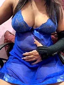 Try our girls live displays and explore the company of endless strippers, with beautiful physiques, vibrating toys and more.
