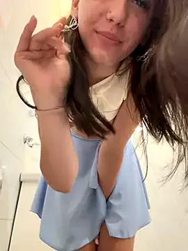 Your_Jewerly from StripChat is Freechat