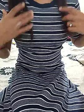 your_lallela1 from StripChat is Freechat