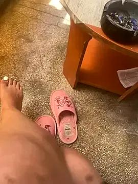 yourchrissy from StripChat is Freechat