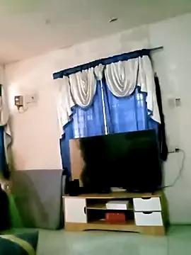 YourNikkieXxx from StripChat is Freechat