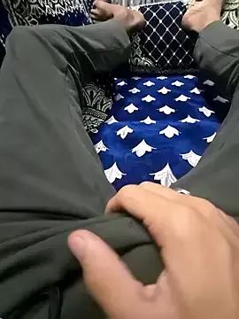 Yours1311 from StripChat is Freechat