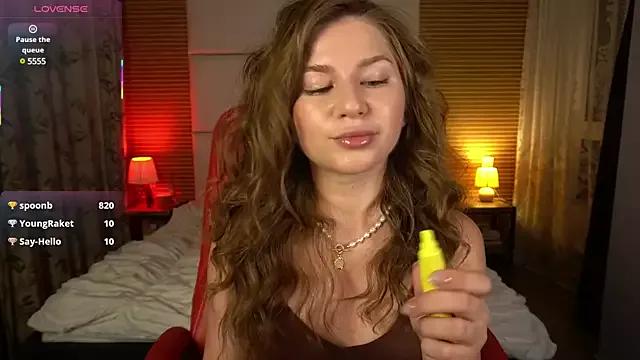 YoursGirlAlice from StripChat is Freechat