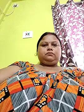 yourssoumi from StripChat is Freechat