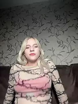 YourSunnyBabyLove from StripChat is Freechat