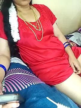 yourtamilcouple from StripChat is Freechat