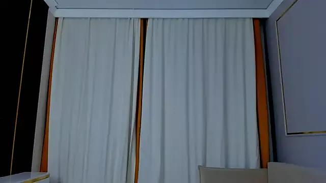 yummmymommy from StripChat is Freechat