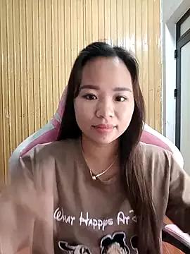 Yummy2k2 from StripChat