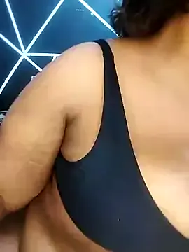 Avatar of YummyChocolatexx2