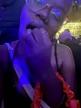 Try our girls live displays and explore the company of endless strippers, with beautiful physiques, vibrating toys and more.