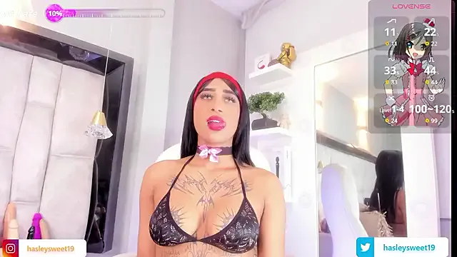 zabrina_20 — Plug anal and twerk