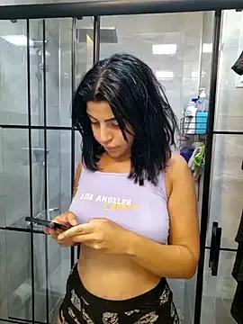 Try our girls live displays and explore the company of endless strippers, with beautiful physiques, vibrating toys and more.