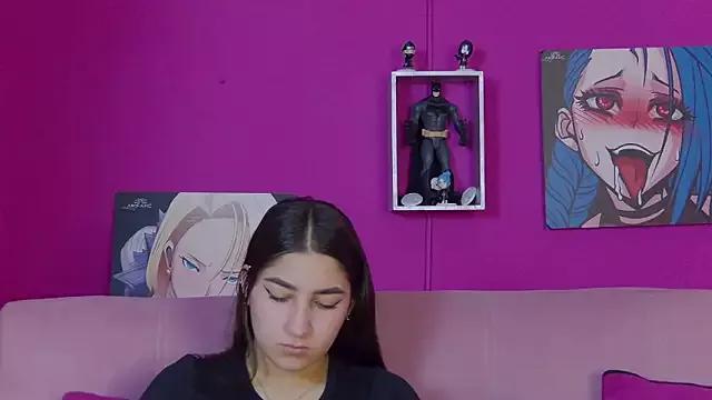 zoee_moretti from StripChat is Freechat