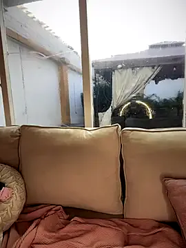 ZoeRaven_Pink — Freechat on StripChat