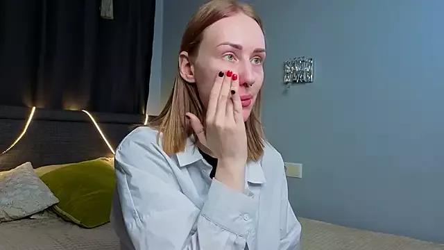 ZolaDickmann from StripChat is Freechat